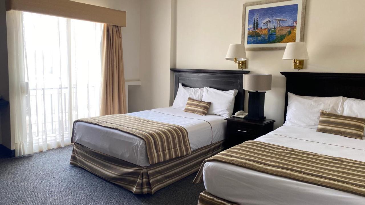 Hotel Zafra Torreón Kültér fotó
